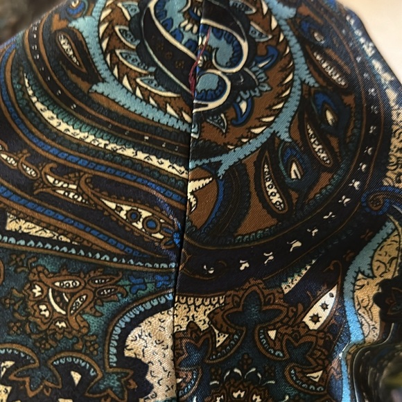 Victoria Secret Robe - Picture 5 of 10